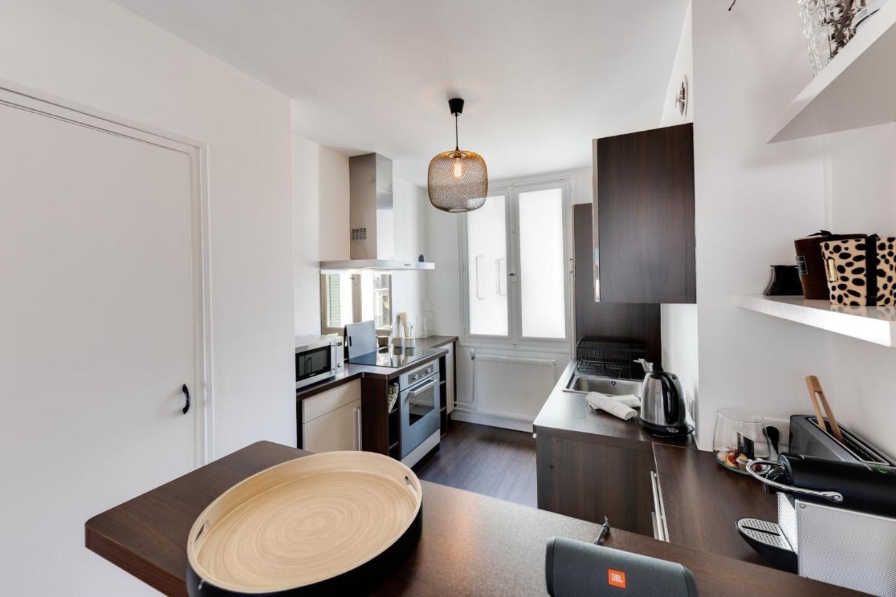 Allure - 2 Bedroom Apartment With Balcony In The Centre Of Annecy Bagian luar foto